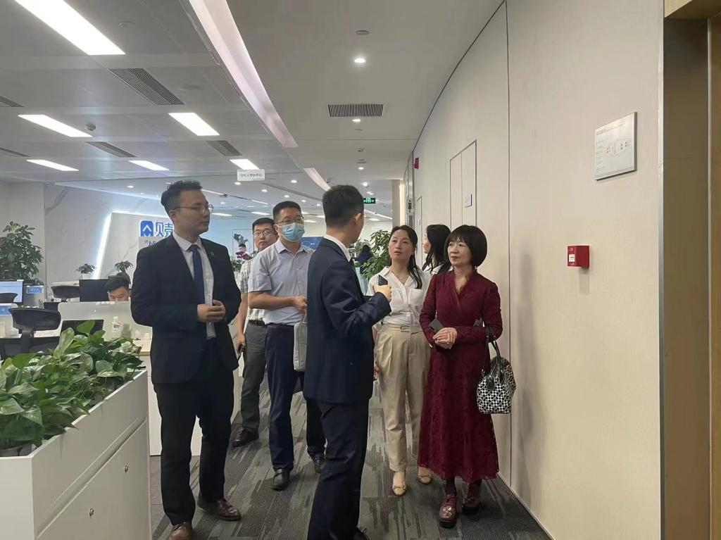 探访育人企业 聚焦产教融合 —— 商学院师生代表团赴贝壳集团调研人物沟通课题